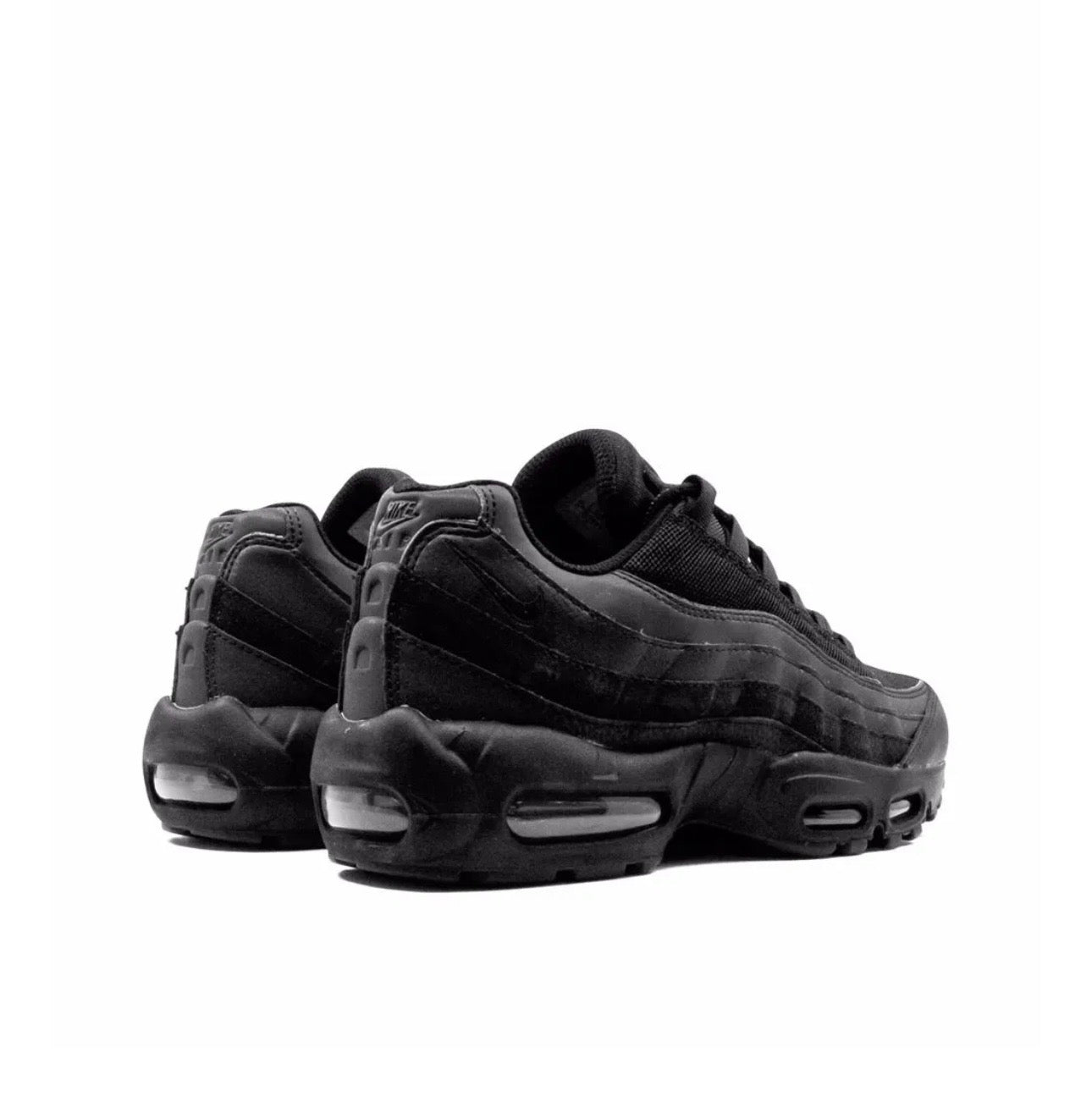 Nike air Vapormax 95·black - high-performance athletic footwear in Black with advanced cushioning