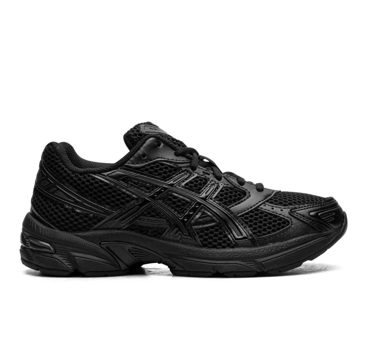 ASICS Gel 1130 triple black - high-performance athletic footwear in Black with advanced cushioning