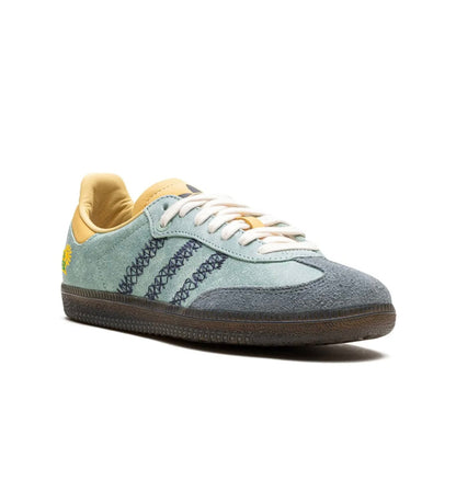 Adidas Samba ?onsortium cup·"<p>Supplier-sku #: KK6985</p><p>Discover the perfect blend of style and performance with the <strong>Adidas Samba ?onsortium cup·/strong>. Crafted with meticulous attention to detail