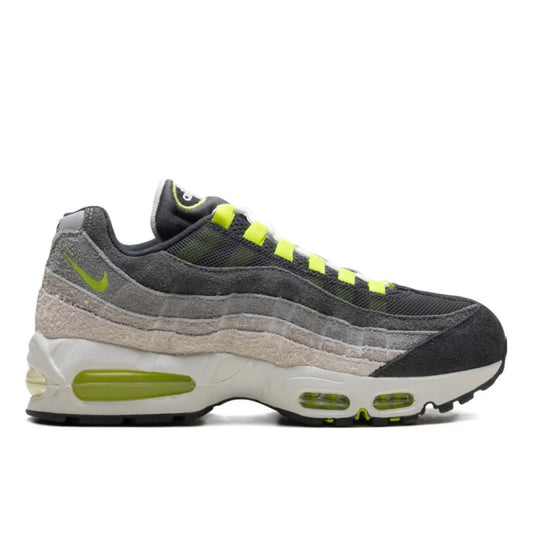 Nike air Vapormax 95·grey green - high-performance athletic footwear in Green with advanced cushioning