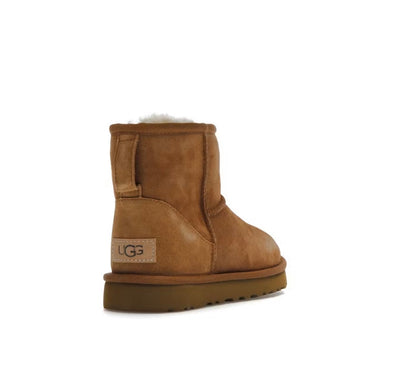 Ugg classic mini II boots - high-performance athletic footwear with advanced cushioning