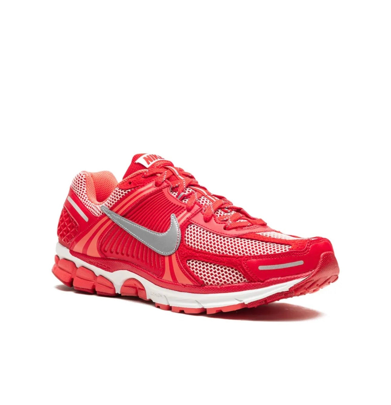 Nike Zoom Vomero 5 Red - high-performance athletic footwear in Red with advanced cushioning