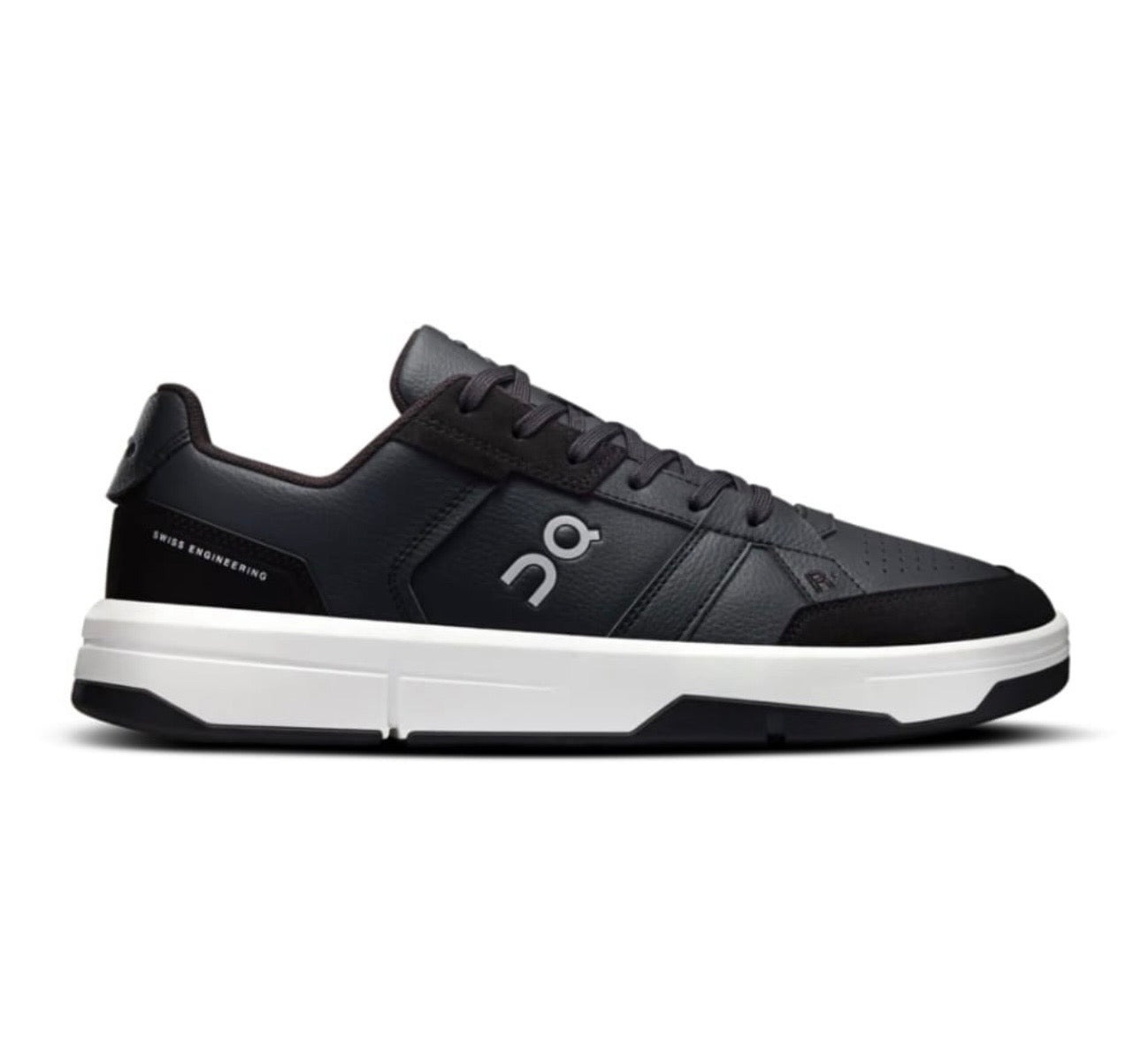 On The Roger Classic - high-performance athletic footwear with advanced cushioning