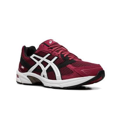 ASICS Gel 1130 red - high-performance athletic footwear in Red with advanced cushioning