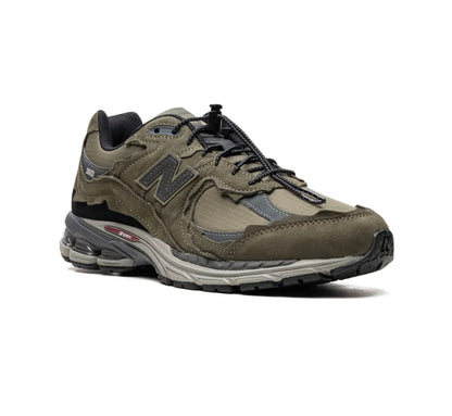 New Balance 2002R ?rotraction Pack·khaki - high-performance athletic footwear with advanced cushioning