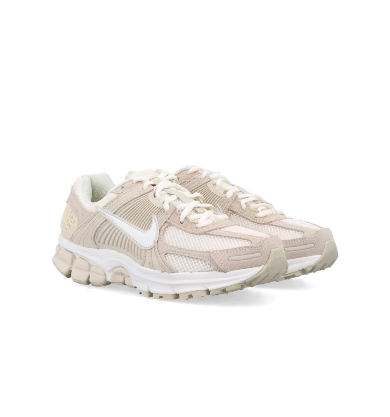 Nike Zoom Vomero 5 Cream - high-performance athletic footwear with advanced cushioning